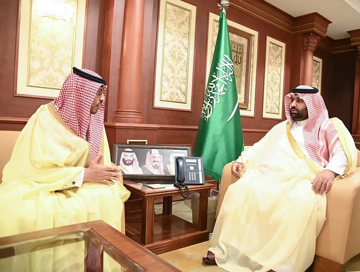نائب أمير منطقة جازان يدشن حملة التطعيم ضد شلل الأطفال