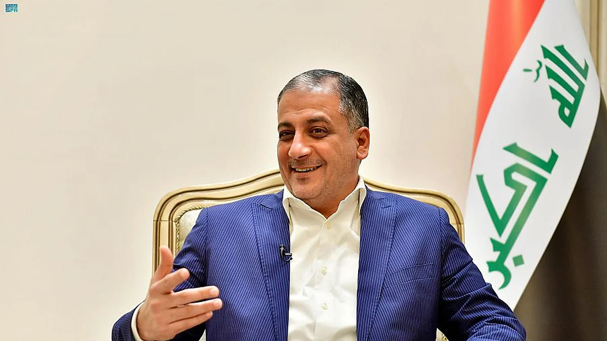 وزير الشباب والرياضة بجمهورية العراق أحمد المبرقع