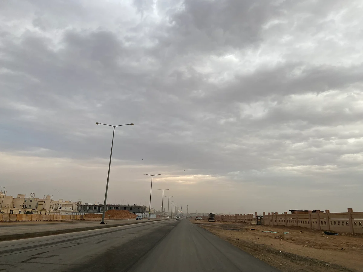 المملكة.. تفاصيل توقعات الأمطار والمناطق المشمولة بها ليوم الثلاثاء