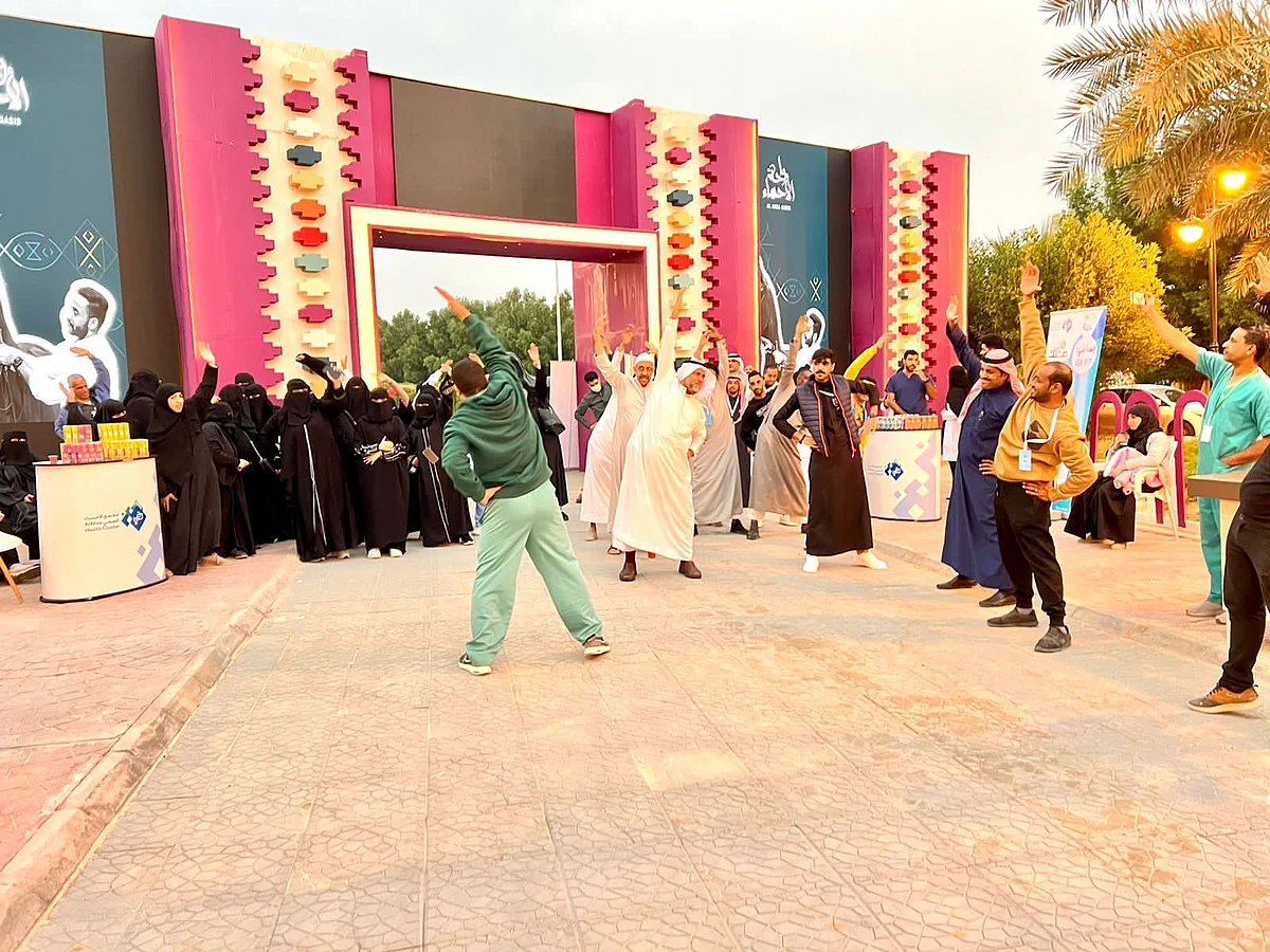 "صحتك 30" في مهرجان "واحة الأحساء" بعين نجم