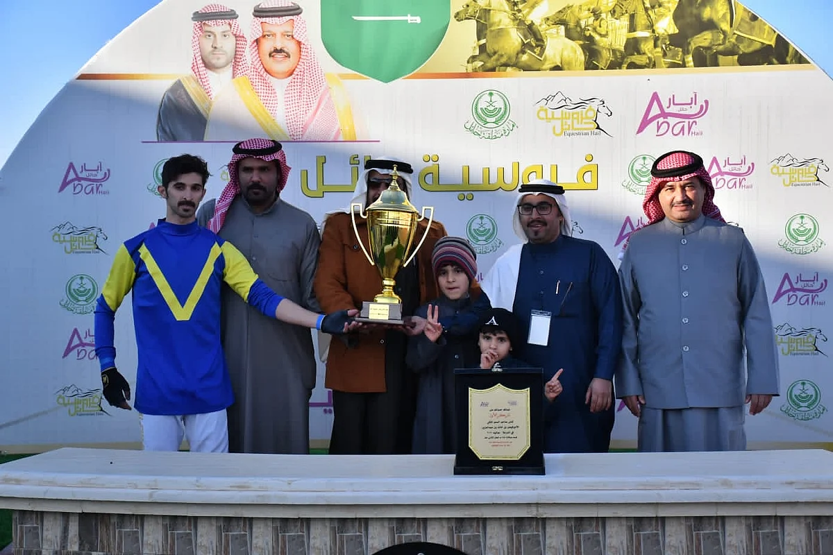 "شوكان" يتوج بكأس الحفل الثاني عشر لموسم فروسية حائل