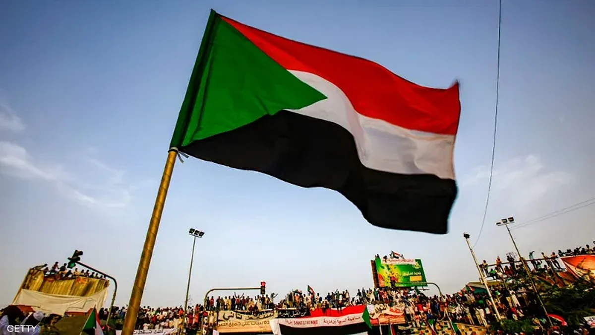 "الثراء الحرام".. محكمة سودانية تدين زوجة البشير وتصادر منها ممتلكات وأموالًا ومشغولات ذهبية