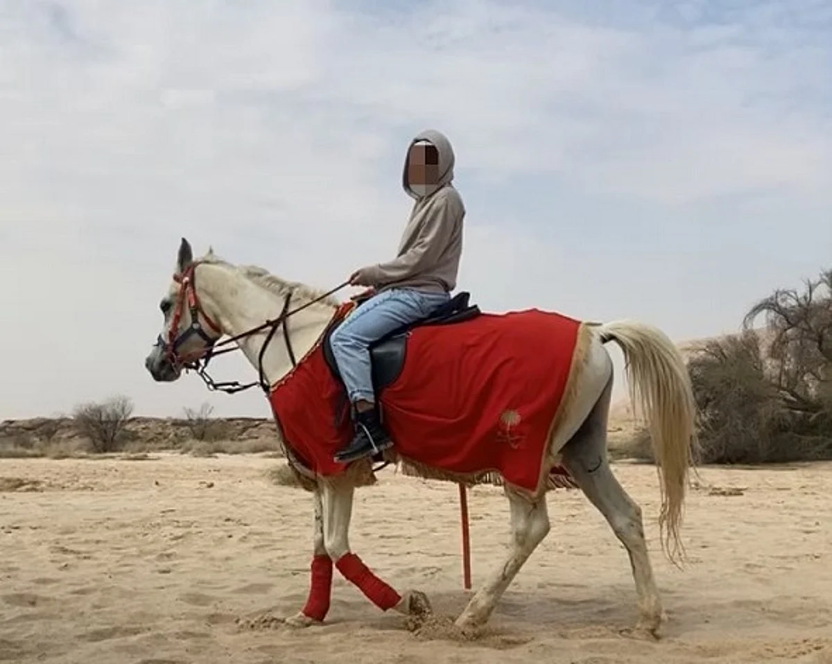 شاهد.. رحلة مسيرة الأجداد لأبناء جمعية "كيان" في محمية "خالد الملكية"