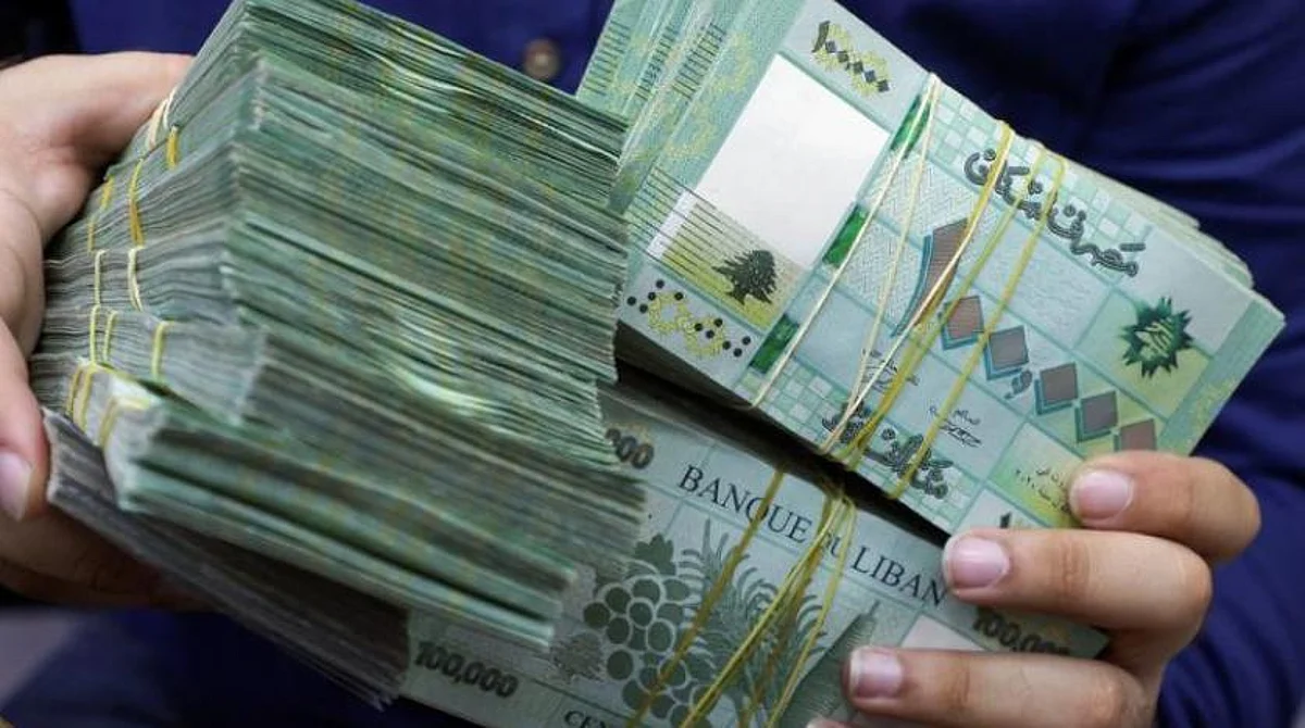انهيار غير مسبوق .. الدولار الواحد بـ50 ألف ليرة لبنانية