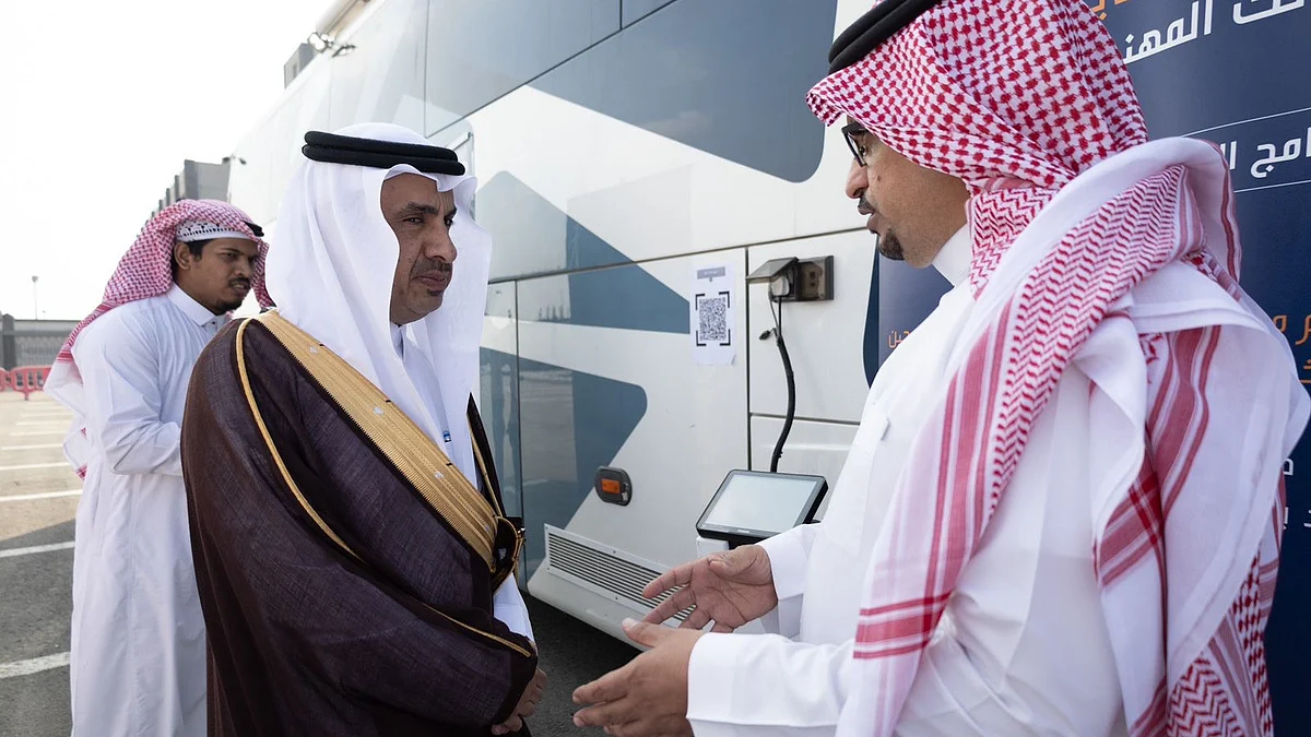 عمران الزهراني خلال تدشين الفرع المتنقل لصندوق تنمية الموارد البشرية