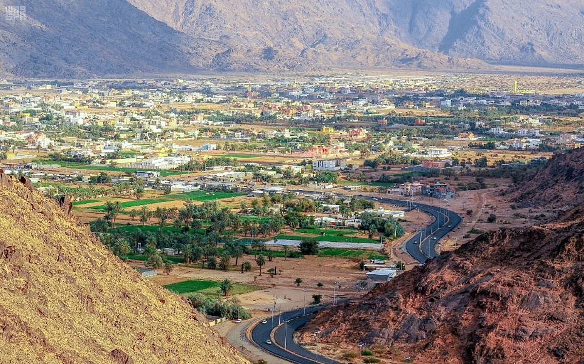 الدفء في نجران يدفع الأهالي والزوار للخروج إلى المتنزهات والحدائق
