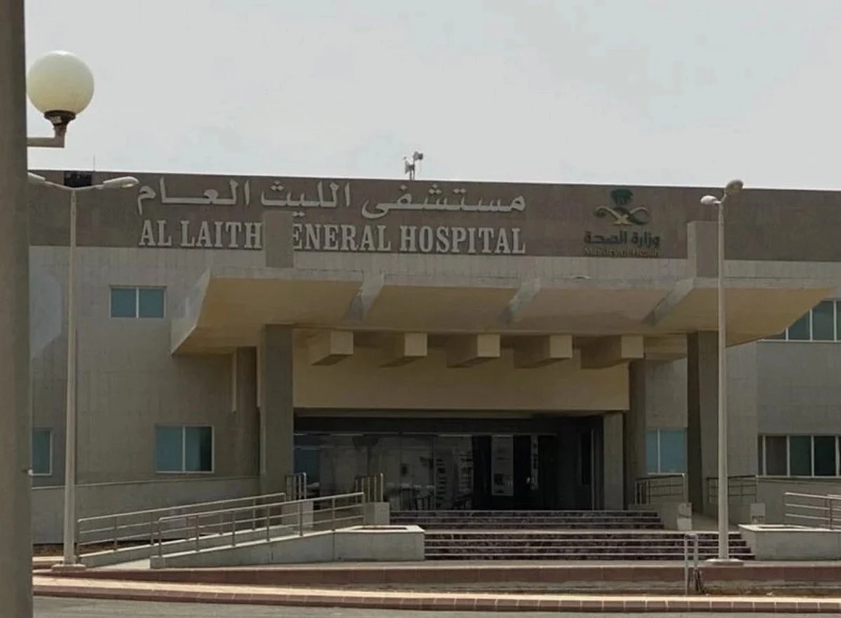 إجراء قسطرة قلبية.. "صحة جدة" تنقذ ستينيًا أثناء الحالة المطرية