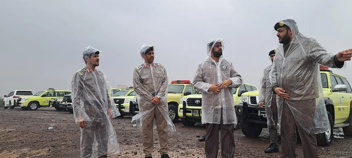 "مدني المدينة المنورة" ينقذ العديد من المحتجَزين في الأودية والشعاب