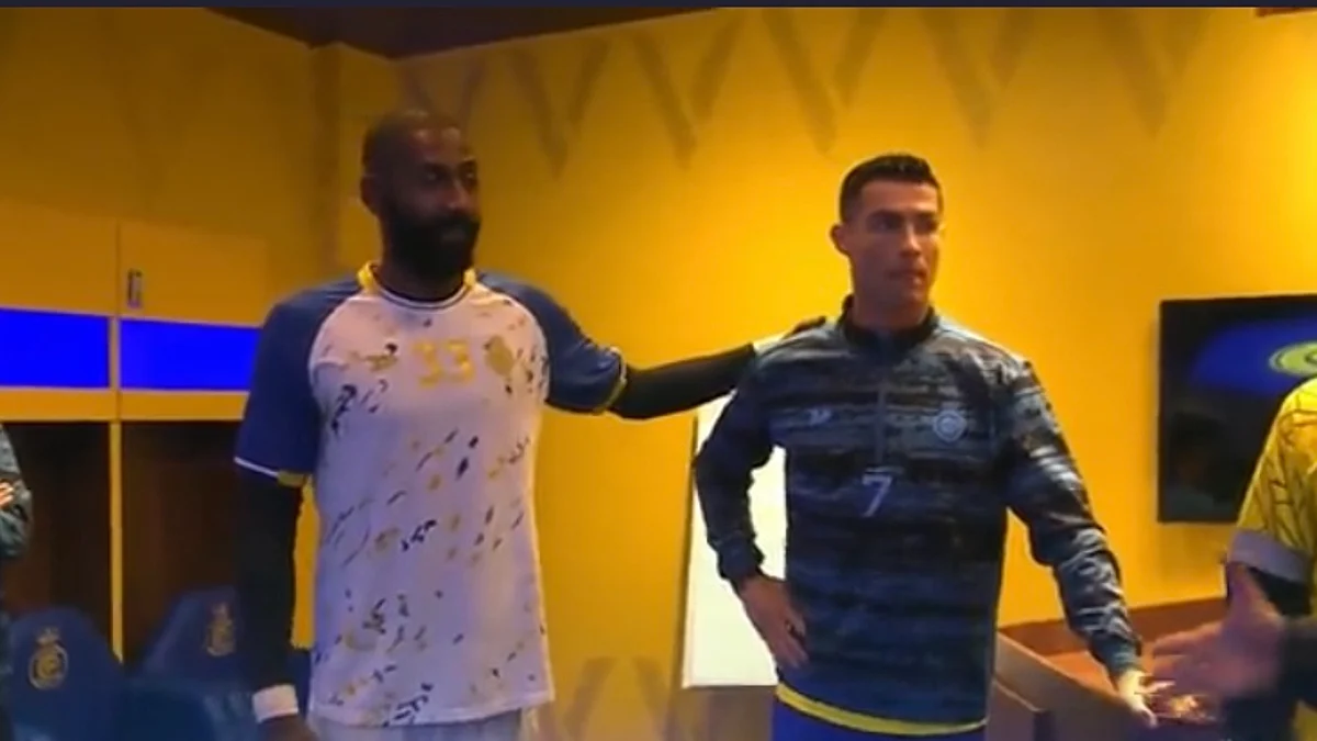 حارس النصر وليد عبدالله يرحب بكريستيانو رونالدو