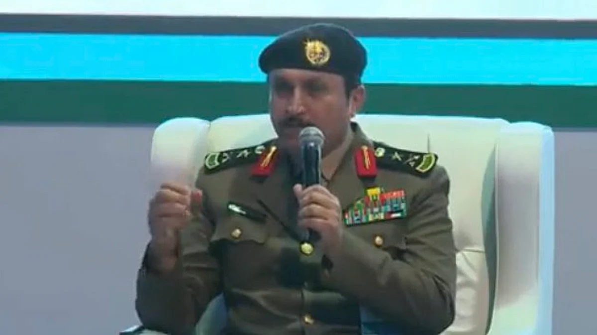 مدير الأمن العام الفريق محمد البسامي