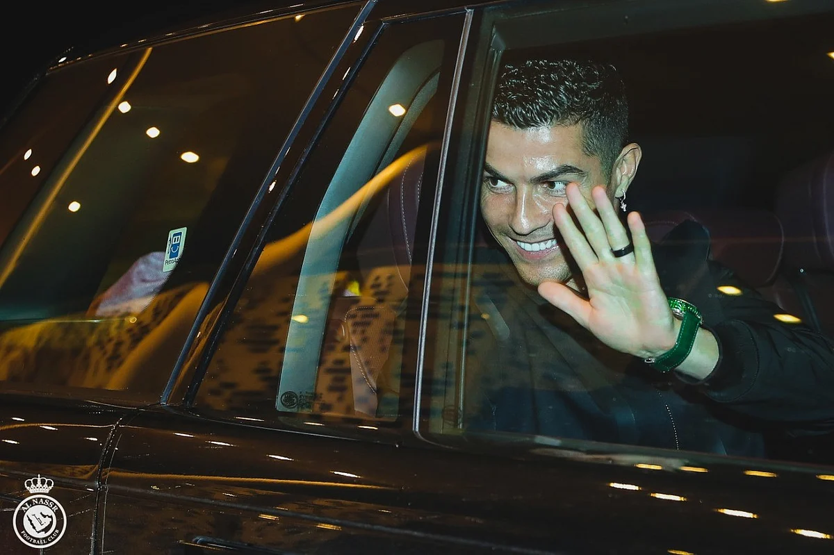 كريستيانو رونالدو خلال وصوله الرياض