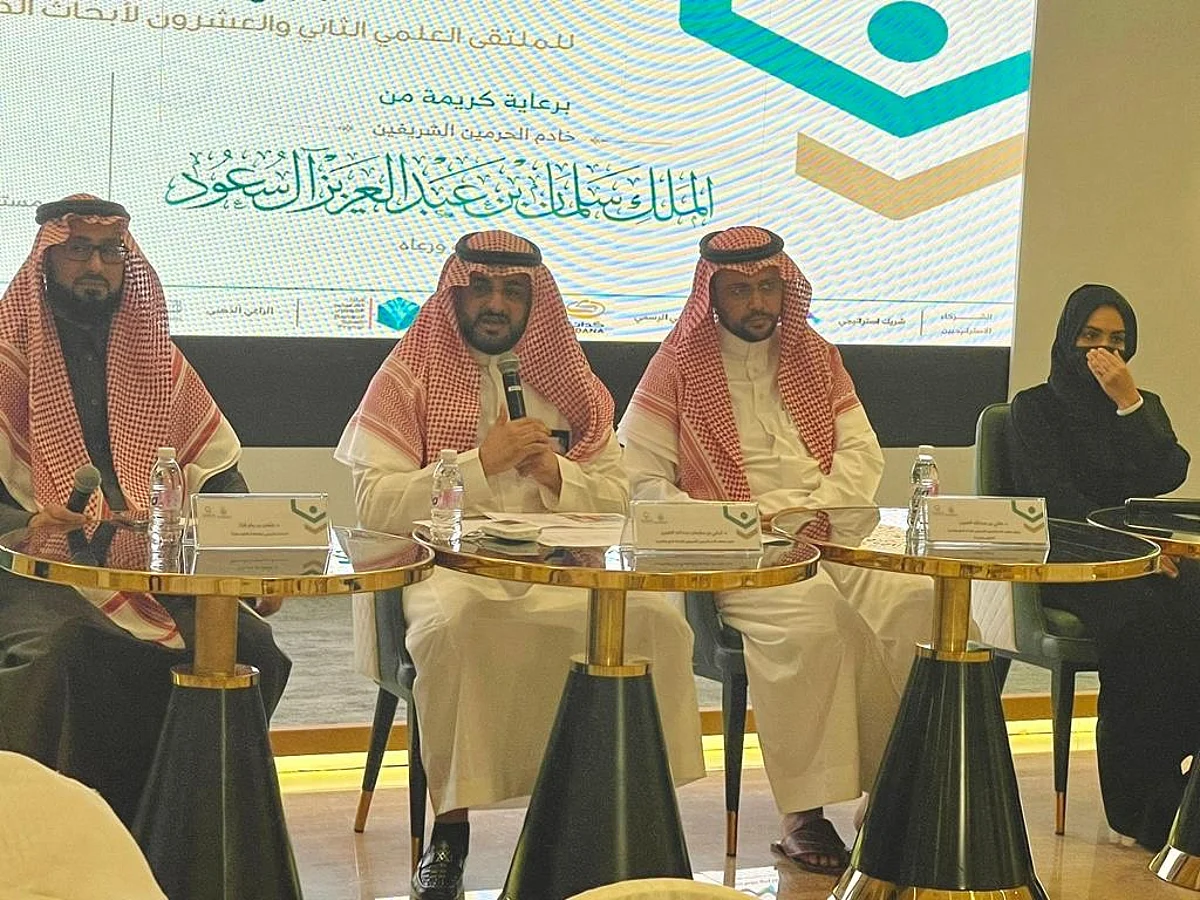 "العمرو": مخرجات الملتقى الـ22 لأبحاث الحج والعمرة ستصب لمصلحة تعظيم خدمة الحجاج