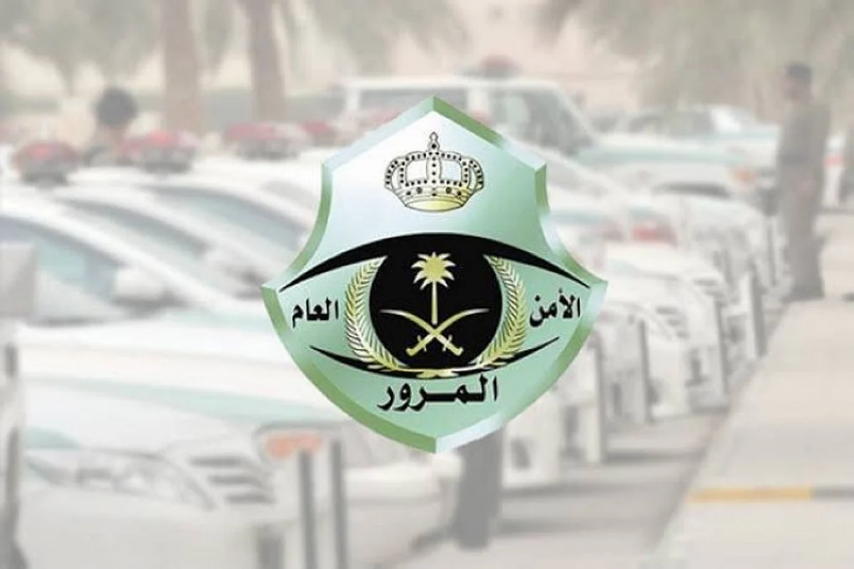 سائقو دراجات آلية يتجاوزون الإشارة ويتسببون في 3 إصابات.. المخالفون في قبضة "مرور الشرقية"