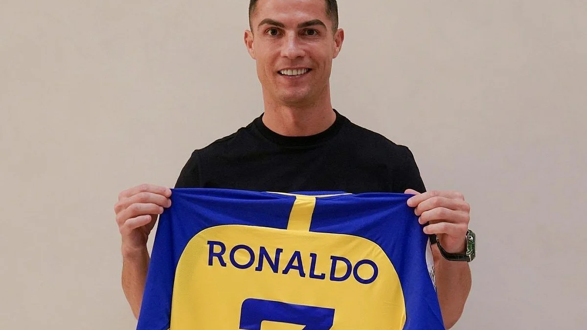 كريستيانو رونالدو لاعبًا نصراويًا