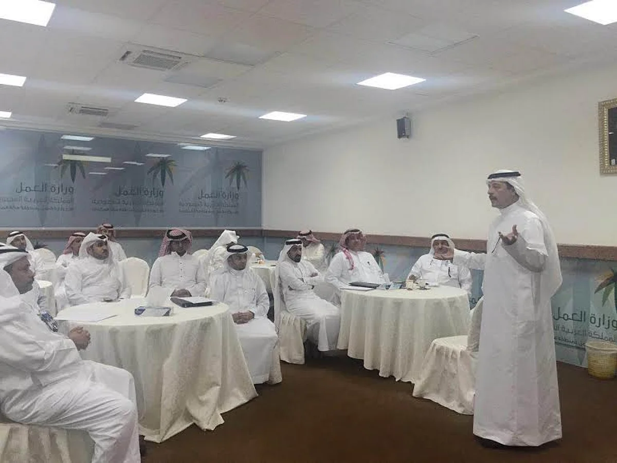 "العمل" تطرح عقد الخدمات المنزلية الجديد على مكاتب الاستقدام