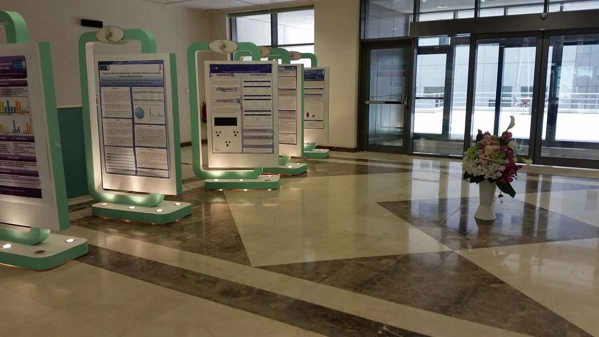 جامعة الملك سعود تنظّم فعالية "الأمان الدوائي" لدعم البحث العلمي