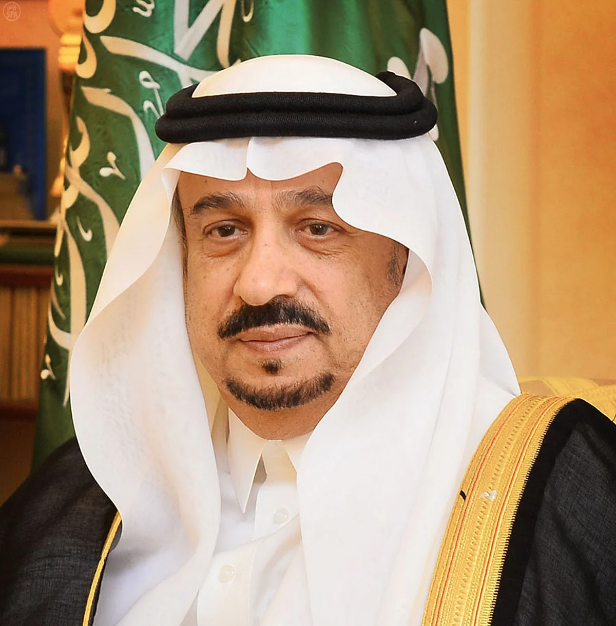 أمير الرياض يكرم أكثر من 400 متفوق ومتفوقة من أبناء "إنسان"