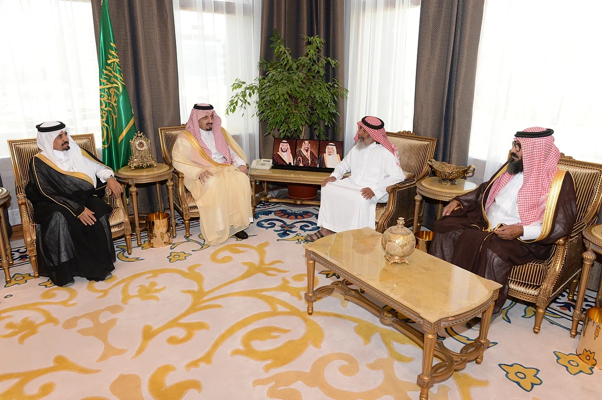 "أمير عسير" يستقبل "القحطاني" المتنازل عن قاتل ابنه