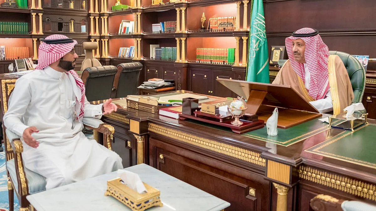 أمير الباحة لـ"سبق": لا أهتم بالعازفين عن الاستثمار في المنطقة بقدر ما أهتم بالعازمين على الاستثمار فيها