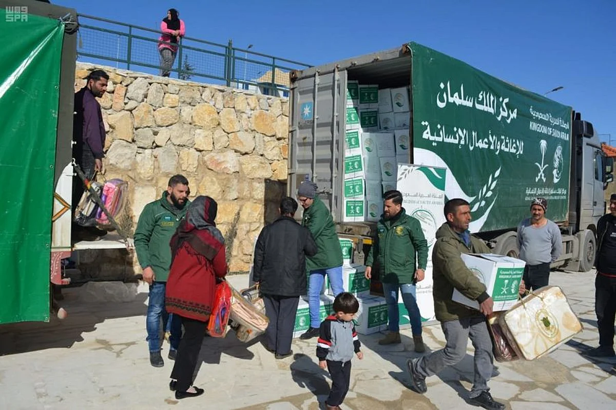مركز الملك سلمان للإغاثة يواصل توزيع المساعدات في عرسال بالبقاع اللبنانية