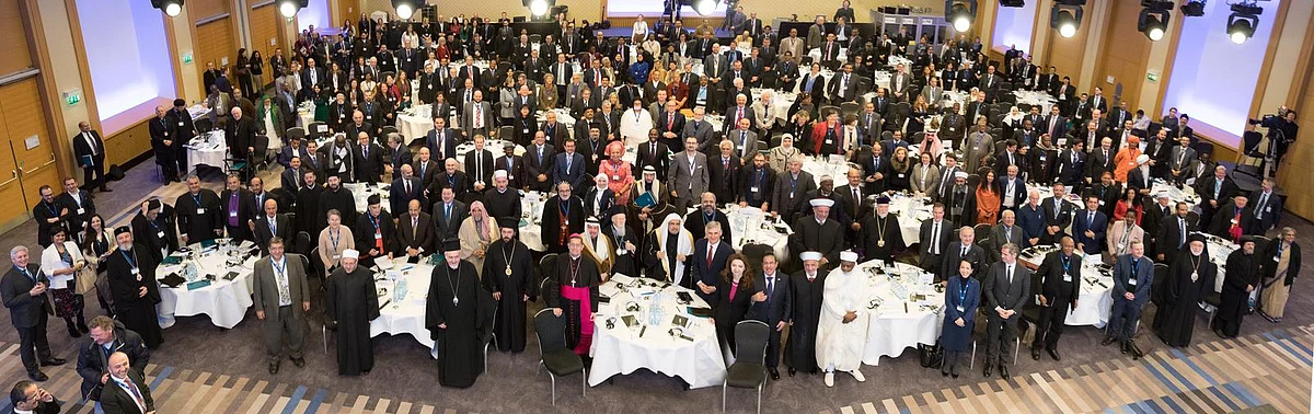 200 شخصية تشارك لقاء "الحوار العالمي" عن الدين والإعلام والسياسات