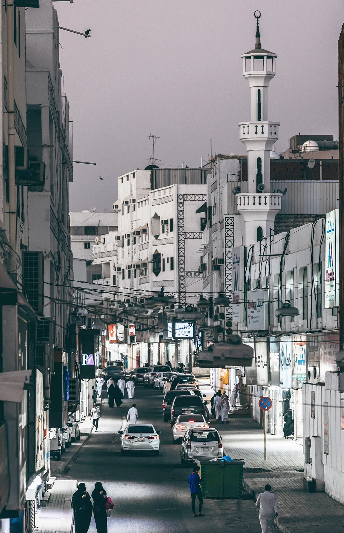 هكذا بدا شارع الحب بمكة المكرمة.. إخفاء التشوه البصري الذي لازمه منذ عقود