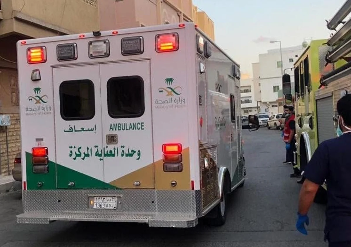 "طوارئ صحة الطائف" تنقل سيدة وزنها 200 كجم من منزلها للعلاج بالمستشفى