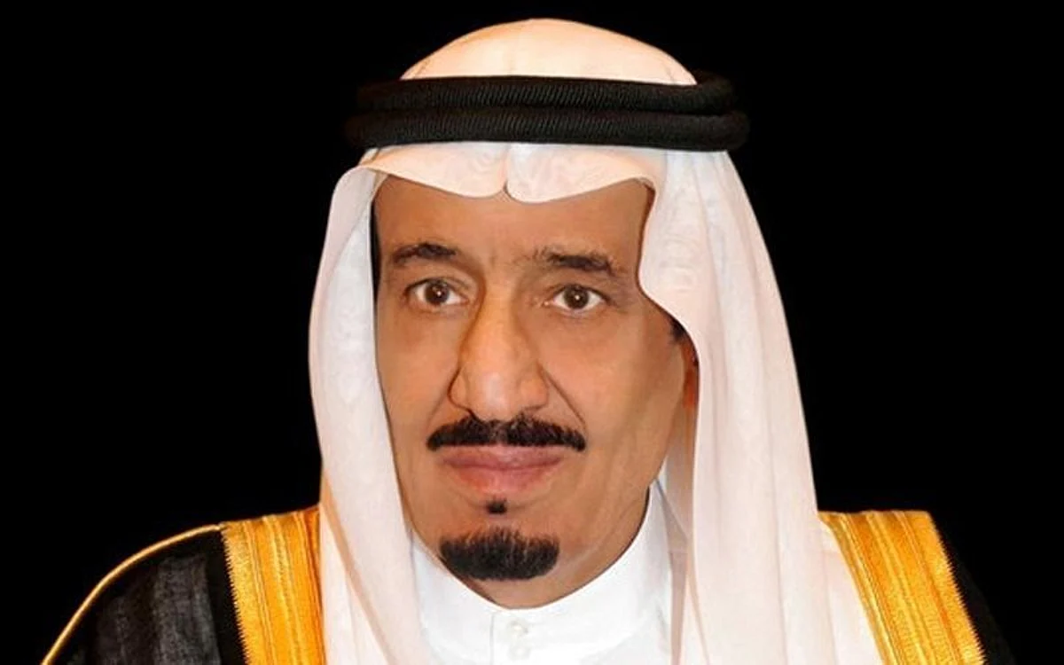 صدور ١١ أمر ملكي .. إعفاء "الحمدان" و"العمر" و"الشبانة" وضم "الخدمة المدنية" لـ"العمل"