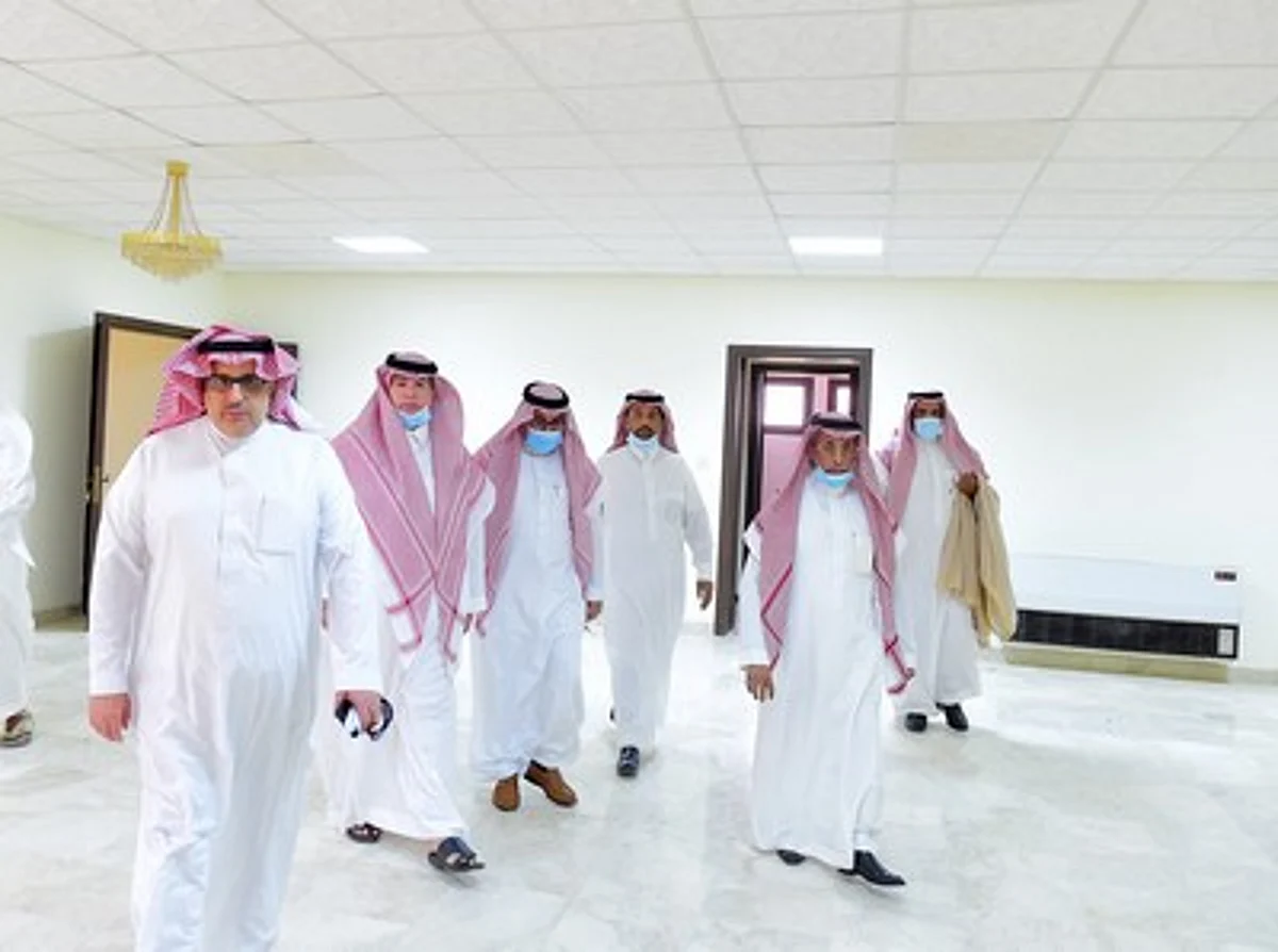 وكيل إمارة الرياض يتفقد مركز عرقة