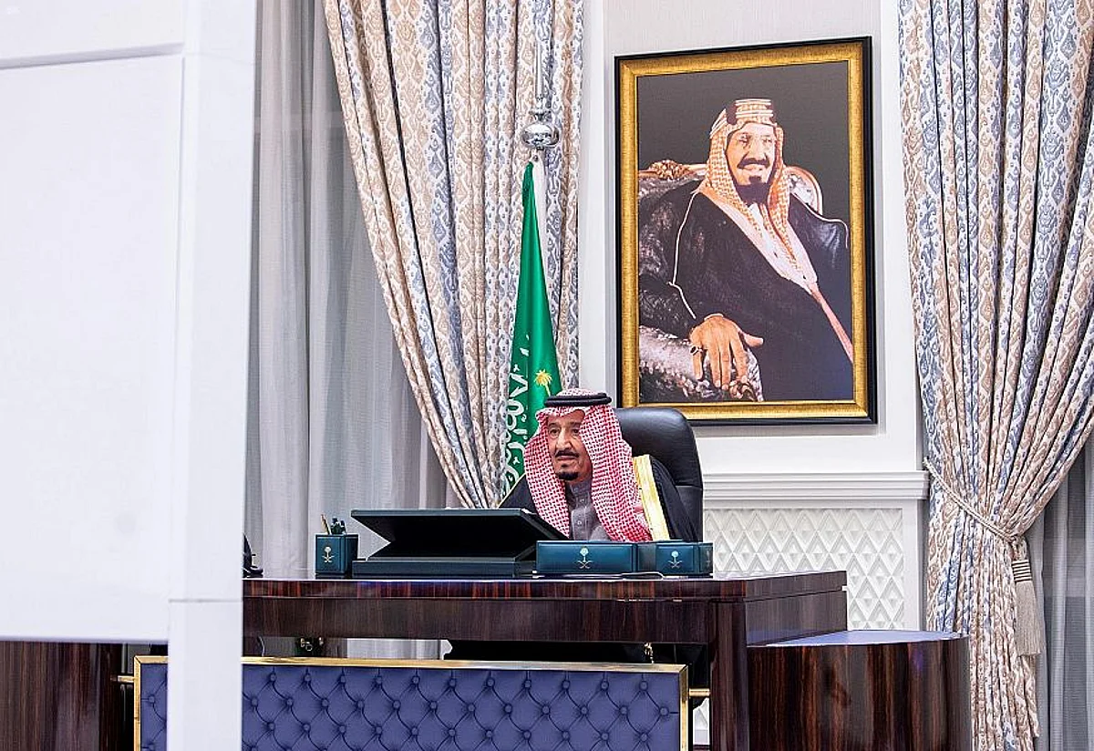 "سبق" في أسبوع .. اتصال الملك سلمان وبايدن يثير الاهتمام .. وفرحة سعودية لسلامة ولي العهد ورفض تقرير الكونجرس