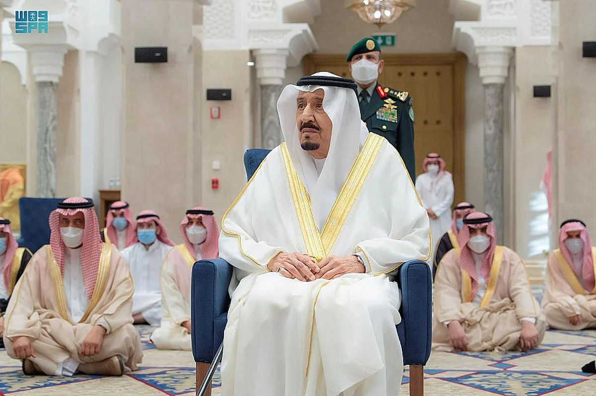 موجز "سبق" الأسبوعي: خادم الحرمين وولي العهد يسجِّلان في "التبرع بالأعضاء".. واستمرار إيقاف المناسبات