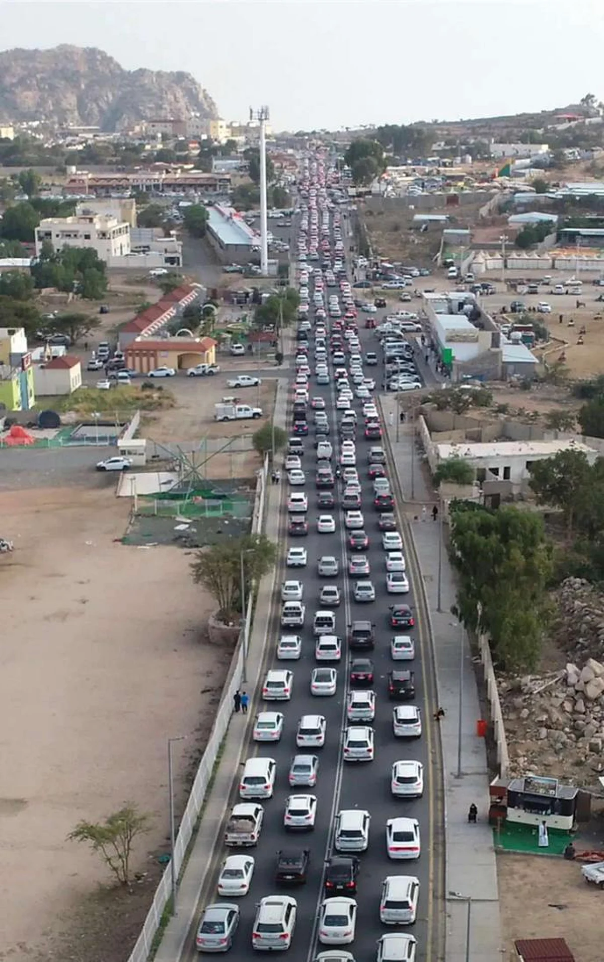 الطائف .. توقعات بـ3 ملايين سائح يزورون عروس المصائف وتشغيل الخدمات بطاقاتها القصوى