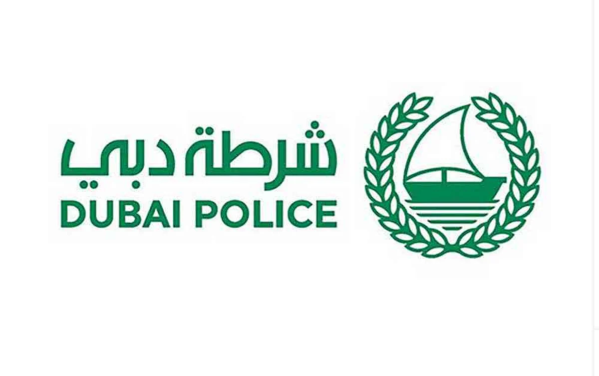 دبي.. إبعاد أحد مشاهير "انستغرام" بعدما تفاخر بتدخين الحشيش