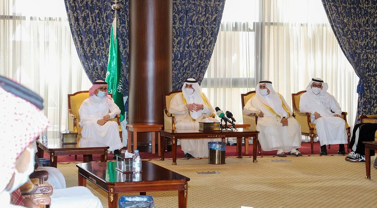 أمير تبوك: الشغف معيار سمو ولي العهد الذي ينشده فيكم