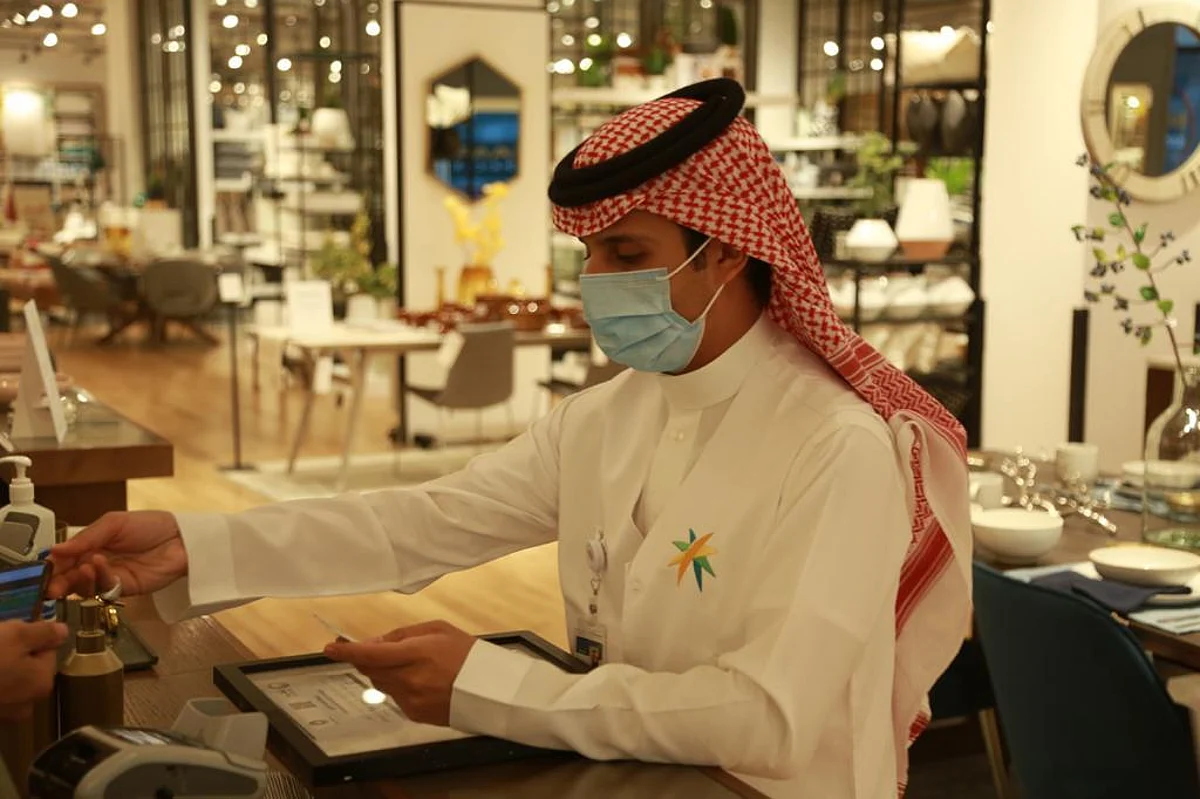 فرق "الموارد البشرية" بالرياض تنفذ 20 ألف زيارة ميدانية لمنشآت القطاع الخاص