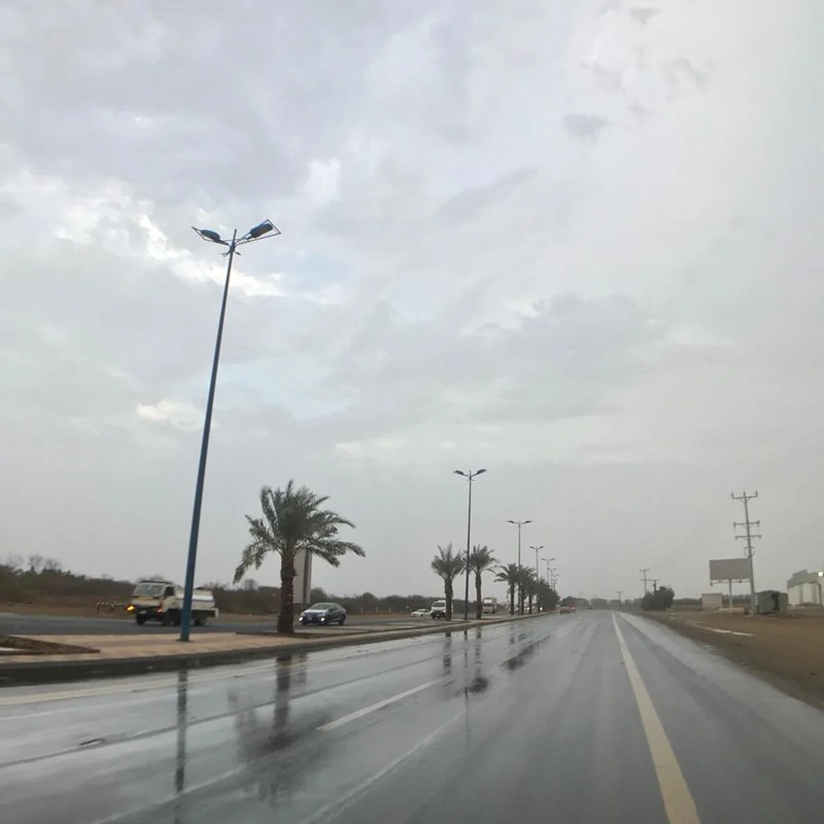 أربعاء ماطر في جازان.. والأرصاد: الحالة تستمر حتى 8 مساء