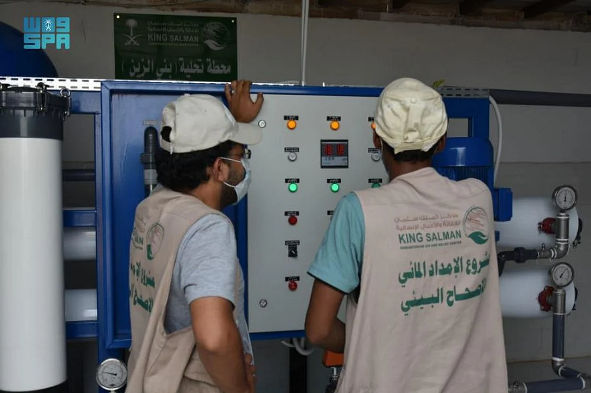 بالصور.. مركز الملك سلمان يواصل تنفيذ مشروع الإمداد المائي والإصحاح البيئي بمحافظتي حجة وصعدة