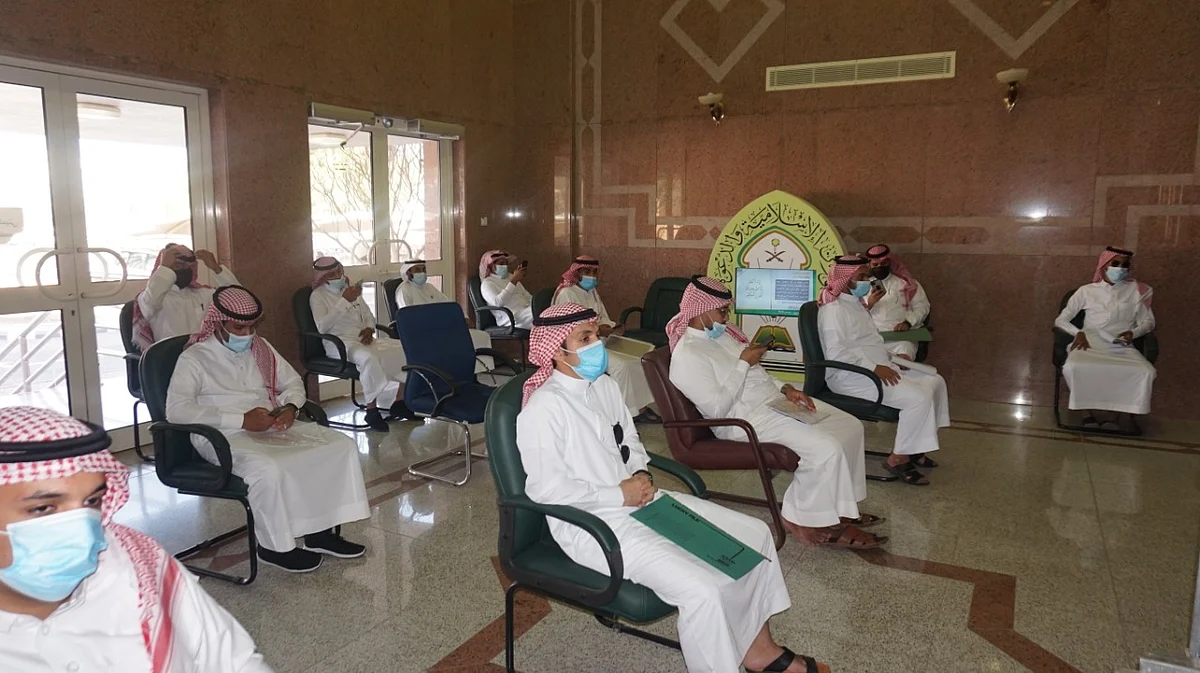 "الإسلامية" بالمدينة المنورة يستقبل المتقدمين لوظائف مراقب مساجد وحراس أمن