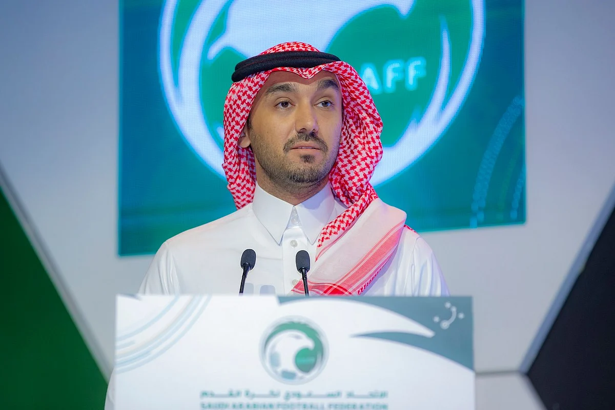 "الفيصل" يرفع الشكر للقيادة على الدعم غير المحدود للقطاع الرياضي