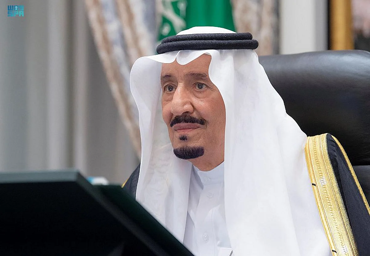 برئاسة خادم الحرمين.. مجلس الوزراء يعقد جلسته بالاتصال المرئي ويصدر 6 قرارات