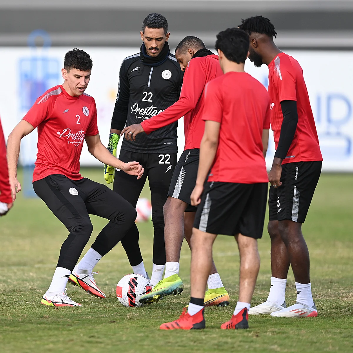 الشباب يؤدي مرانه الرئيسي تأهباً لمواجهة "ضمك" في كأس الملك