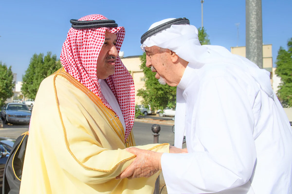 بالفيديو.. "فيصل بن سلمان" لـ"عثمان طه": أمثل أبناء المدينة المنورة في نقل سعادتهم بمنحكم الجنسية السعودية