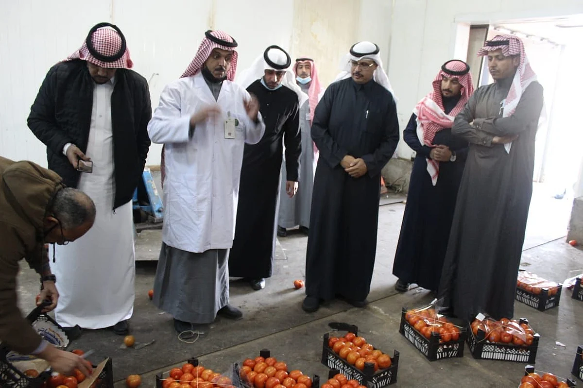 مدير فرع وزارة البيئة بالجوف يتفقّد "المحجر الحيواني والنباتي" بمنفذ الحديثة