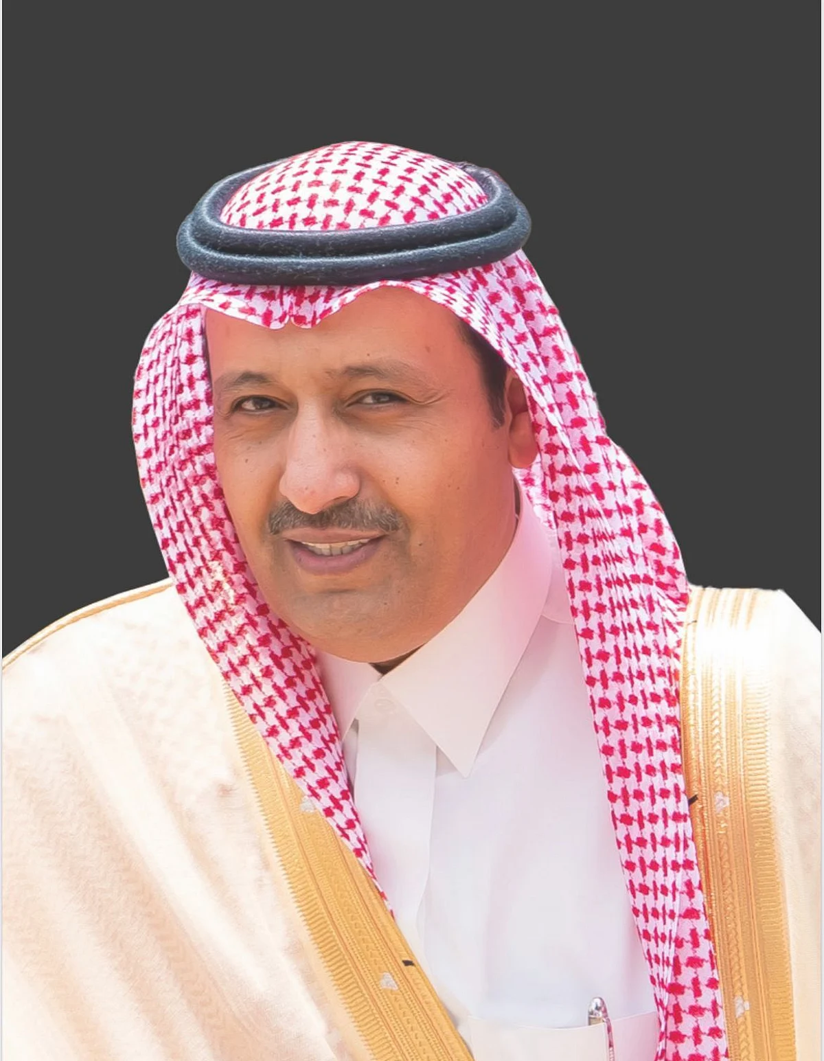 بعد 3 أيام من وعد أمير الباحة.. الانتهاء من المرحلة الأولى بتجهيز أكشاك البائعين بـ"سوق الخميس"