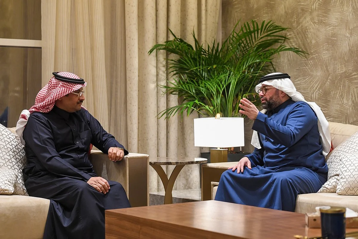 "الشريف" لـ"سبق": في "نيوم" أدرنا "توربينات" الرياح.. وفي "القدية" ركّبنا مقاعد الطاقة الشمسية و"أنرنا" أعمدة "إكسبـو دبي"
