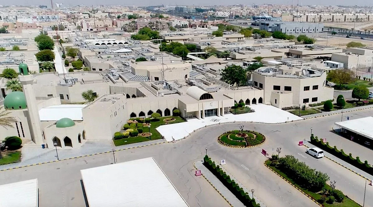 استشارية لـ"سبق": لا تهوِّلوا على الأطفال بالاحترازات.. خاطبوهم بلغة يفهمونها