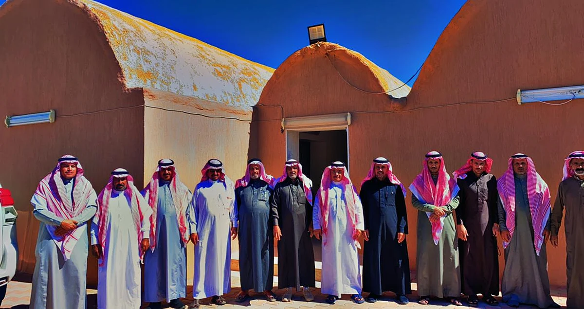 شاهد.. أهالي "شمنصير الكامل" يودعون رئيس مركزهم لترقيته ويقابلهم برسالة