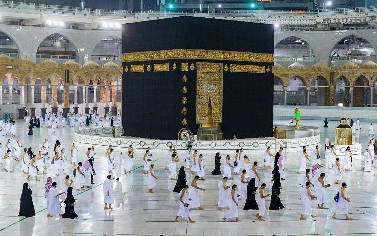 "الحج" تعلن إتاحة الحجز لعمرة رمضان عبر "اعتمرنا وتوكلنا"