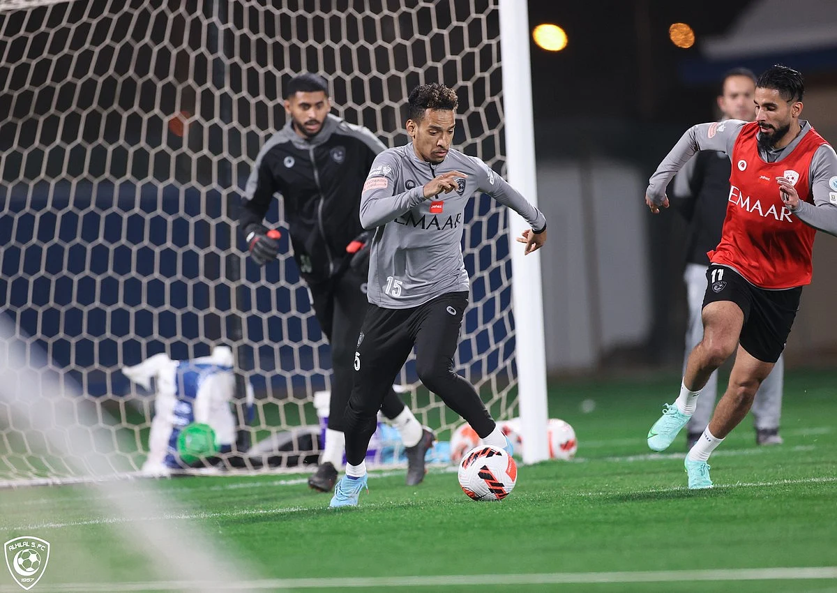"الهلال" يرفض الراحة ويستأنف تدريباته استعدادًا لمباراة الكأس مع "النصر"