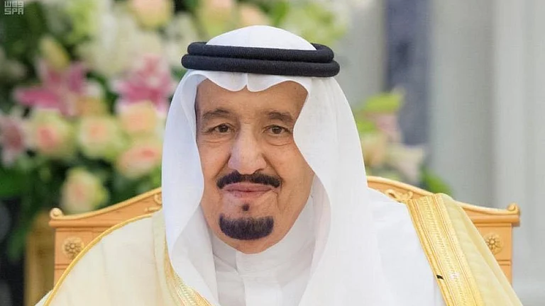 أوامر ملكية: سلمان الدوسري وزيرًا sabq/2022-04/c8d